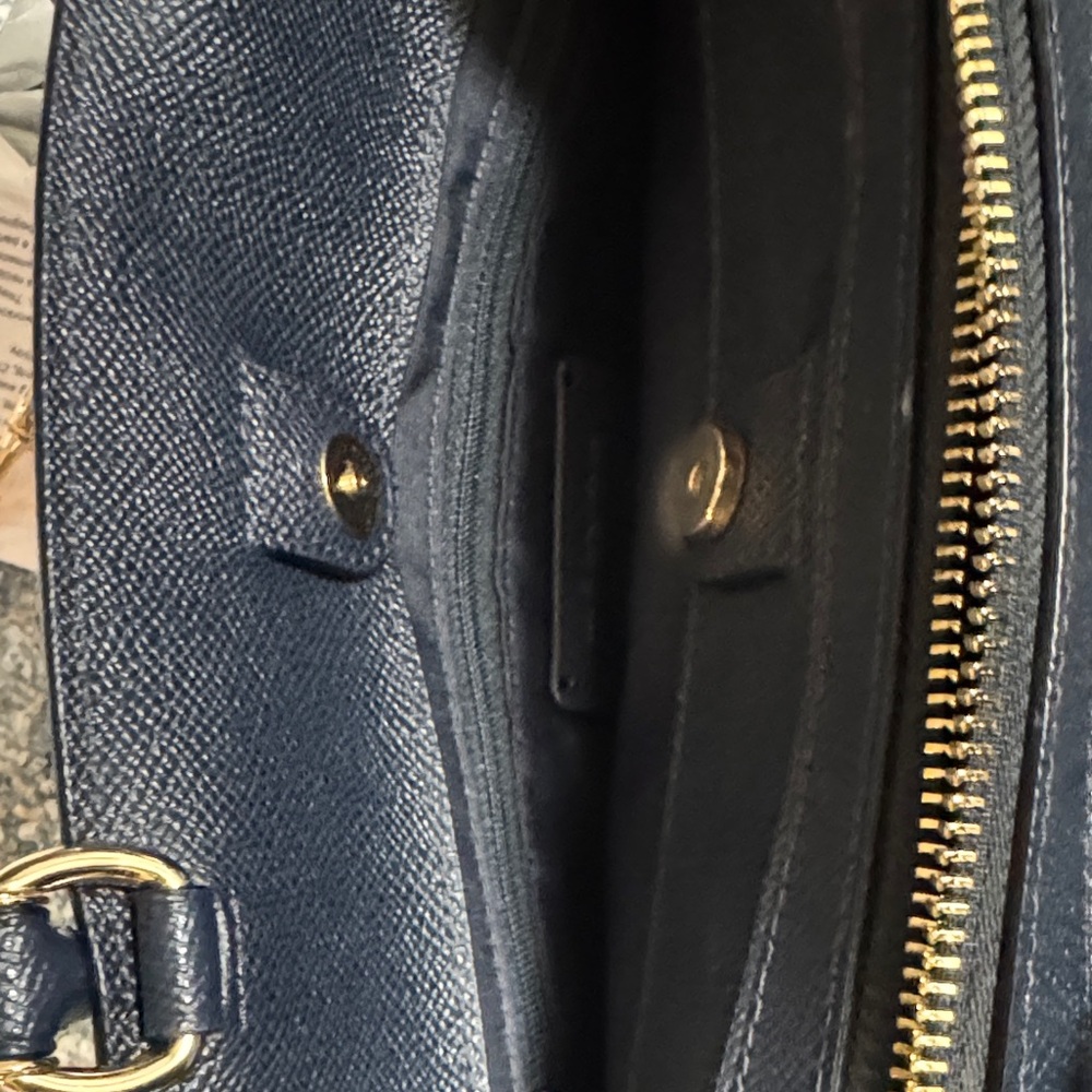 Coach Almost New Navy Leather Satchel with Gold Details - Picture 2 of 6